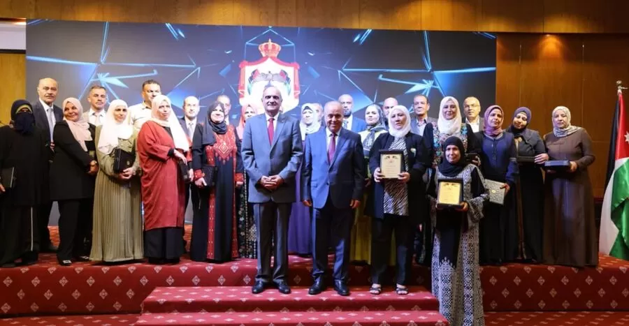 مدار الساعة,Video,فيديو,أخبار الأردن,اخبار الاردن,رئيس الوزراء,وزارة التربية والتعليم