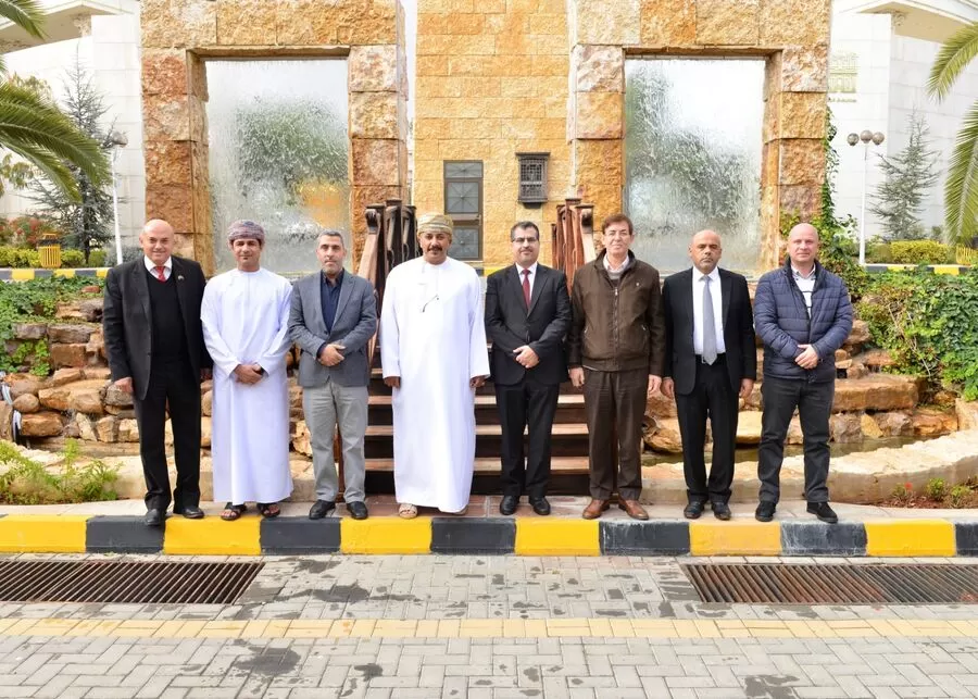 مدار الساعة,أخبار الجامعات الأردنية,المملكة الأردنية الهاشمية,جامعة البترا,سلطنة عمان