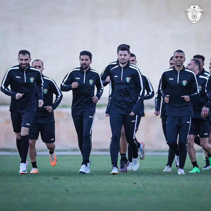 مدار الساعة,أخبار رياضية,ملعب البترا,مدينة الحسين للشباب,المنتخب الوطني لكرة القدم,كأس آسيا,قائمة النشامى,منتخب النشامى,يزن العرب,موسى التعمري,علي علوان,يزن النعيمات