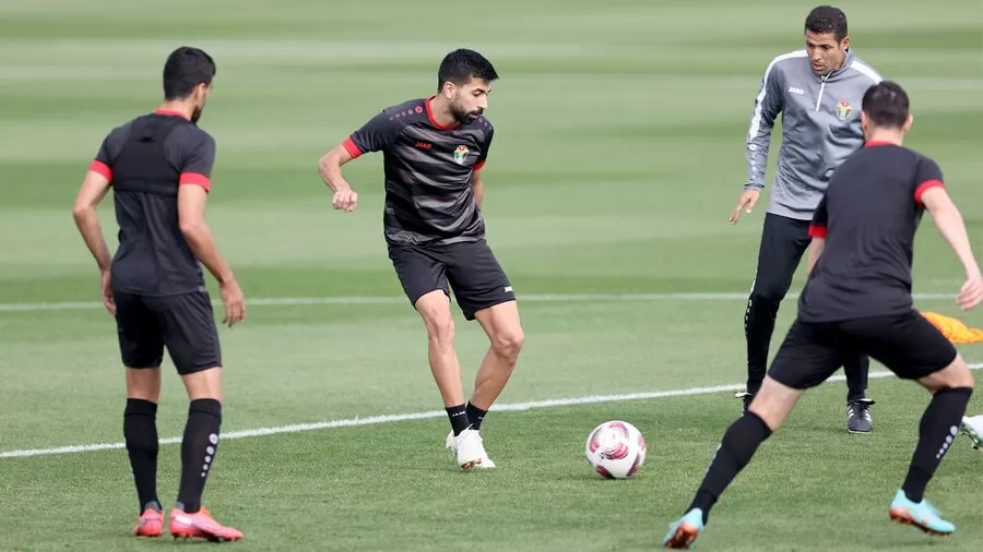 مدار الساعة,أخبار رياضية,المنتخب الوطني لكرة القدم,كأس آسيا,منتخب النشامى,يزن العرب,موسى التعمري,علي علوان