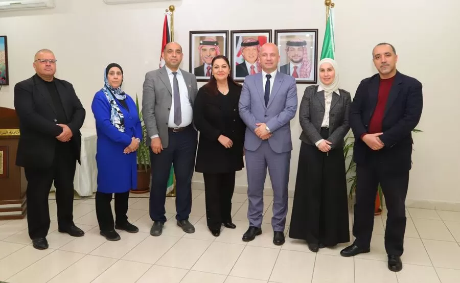 مدار الساعة,أخبار الجامعات الأردنية,جامعة البترا