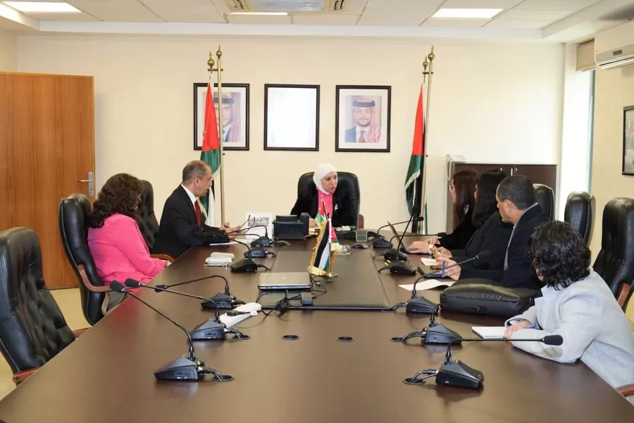 مدار الساعة,أخبار الأردن,اخبار الاردن,وزيرة النقل,وسام التهتموني,وزارة النقل,التنمية المستدامة