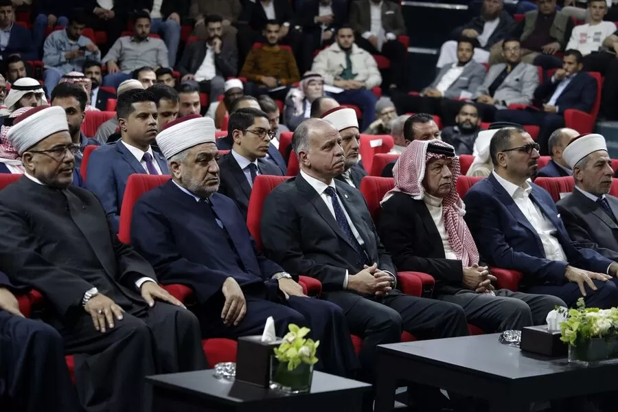 مدار الساعة,أخبار الأردن,اخبار الاردن,نائب رئيس الوزراء,وزير الإدارة المحلية,وزير الأوقاف والشؤون والمقدسات الإسلامية,الدكتور محمد الخلايلة,وزير الدولة لشؤون رئاسة الوزراء,إمام الحضرة الهاشمية,الملك عبدالله الثاني,الأمير فيصل بن الحسين,الملك المؤسس,مفتي عام المملكة,رئيس الوزراء,محمد الخلايلة,القوات المسلحة الأردنية,وزارة الأوقاف والشؤون والمقدسات الإسلامية,رئاسة الوزراء,وزارة الأوقاف,مجلس النواب,الأمن العام,القوات المسلحة,الجيش العربي