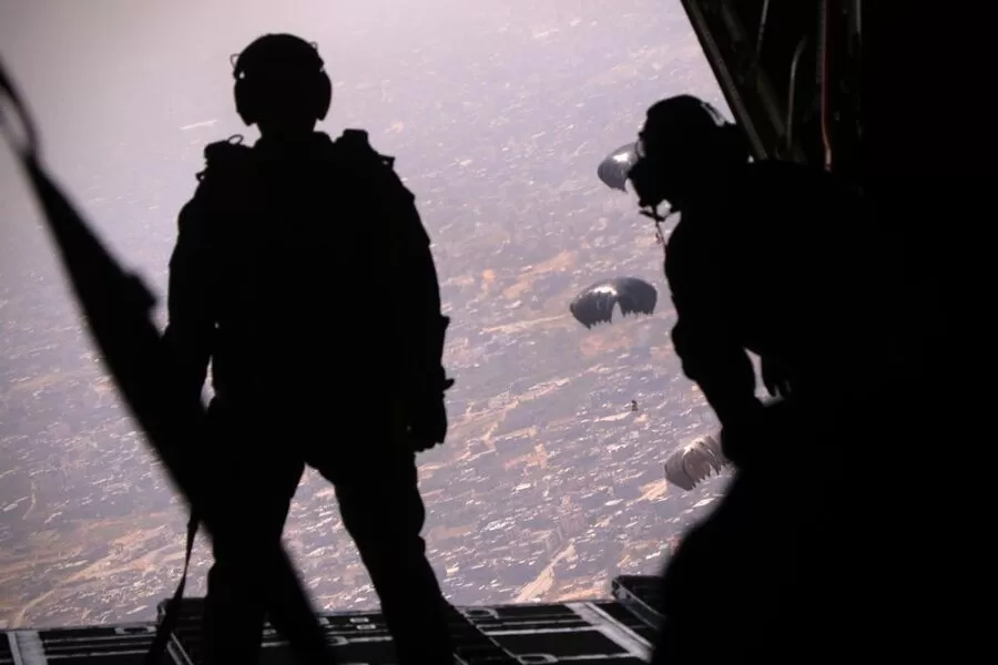 مدار الساعة,أخبار الأردن,اخبار الاردن,القوات المسلحة الأردنية,الإنزالات الجوية,القوات المسلحة,قطاع غزة,جمهورية مصر العربية,الجيش العربي,سلاح الجو الملكي