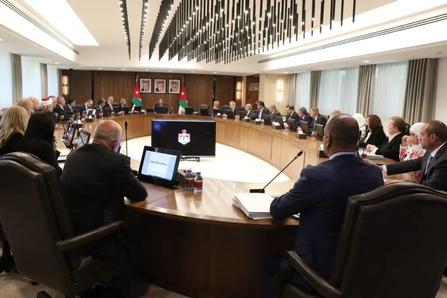 مدار الساعة,أخبار الأردن,اخبار الاردن,رئيس الوزراء,ديوان التشريع والرأي,شركة الكهرباء الوطنية,سيادة القانون