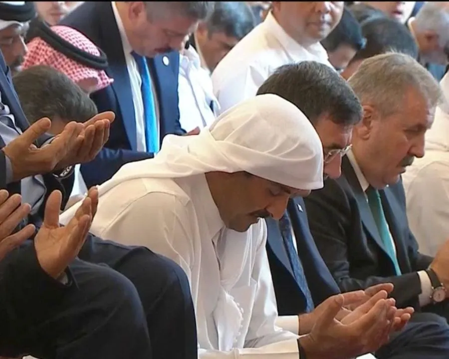 مدار الساعة,أخبار عربية ودولية,الشيخ تميم بن حمد,حركة حماس,خليل الحية,عادات العرب الأصيلة,صاحب العزاء لا يرتدي العقال,اسماعيل هنية,الشيخ تميم بن حمد آل ثاني,الشيخ حمد بن خليفة آل ثاني
