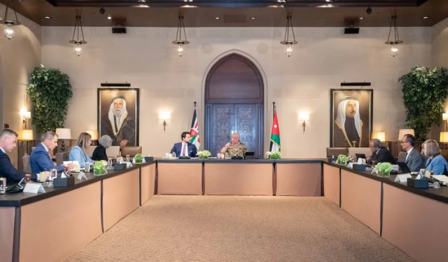 مدار الساعة,أخبار الأردن,اخبار الاردن,الدكتور جعفر حسان,الملك عبدالله الثاني,الحسين بن عبدالله الثاني,ولي العهد,الضفة الغربية,قطاع غزة,قصر الحسينية