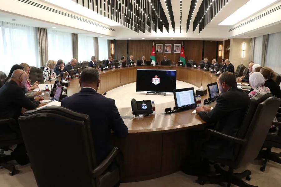 مدار الساعة,أخبار الأردن,اخبار الاردن,رئيس الوزراء,ديوان التشريع والرأي,هيئة تنظيم قطاع الطاقة والمعادن,جامعة اليرموك