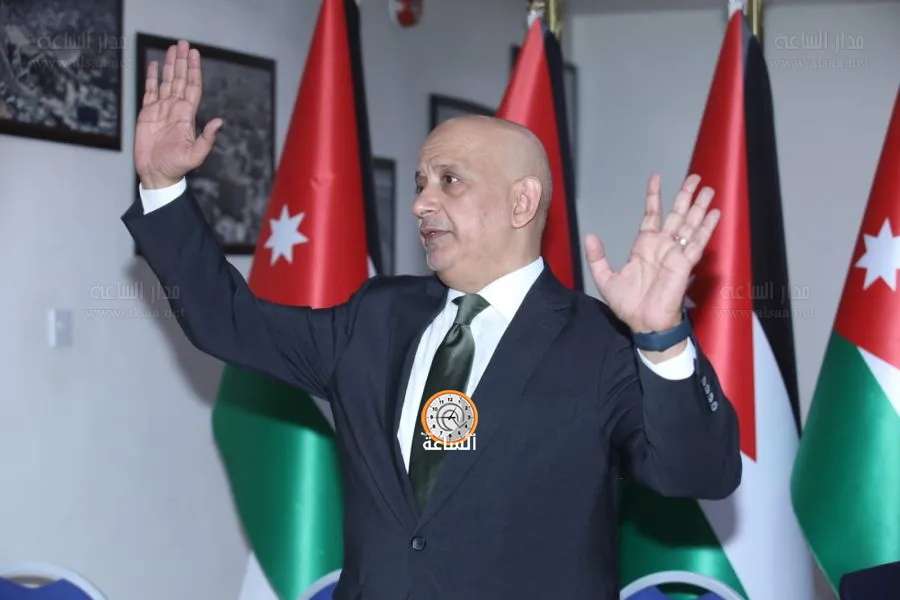 مدار الساعة,أخبار المجتمع الأردني,غرفة تجارة عمان,Ø®ÙÙÙ Ø§ÙØ­Ø§Ø¬ ØªÙÙÙÙ,ØµØ§ÙØ­ Ø§ÙØ¹Ø±ÙÙØ·Ù,Ø§ÙØ¯ÙØªÙØ± ÙØ­ÙÙØ¯ Ø§Ø¨Ù Ø´Ø¹ÙØ±Ø©,Ø§Ø³Ø§ÙØ© Ø§Ø¨Ù Ø´Ø¹ÙØ±Ø©,Ø§ÙØµØ­ÙÙ Ø¹ÙØ± Ø§ÙØ²ÙÙØ¯,Ø§ÙØ§Ø¹ÙØ§ÙÙ ÙØ¶Ù ÙØ¹Ø§Ø±Ù