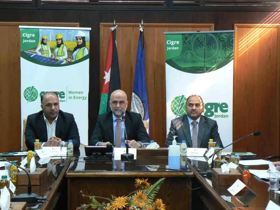 مدار الساعة,أخبار اقتصادية,وزارة الطاقة والثروة المعدنية,شركة الكهرباء الوطنية,شركة توزيع الكهرباء,وزارة الطاقة,هيئة تنظيم قطاع الطاقة والمعادن,غرفة صناعة عمان,جامعة مؤتة,الجامعة الأردنية