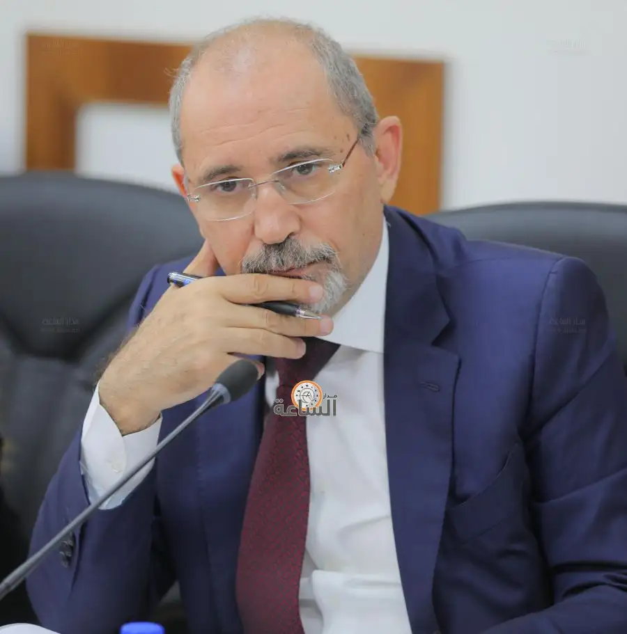 مدار الساعة,أخبار الأردن,اخبار الاردن,وزير الخارجية وشؤون المغتربين,وزير الدفاع,نائب رئيس الوزراء,أيمن الصفدي,هيئة الأركان المشتركة,رئيس الوزراء