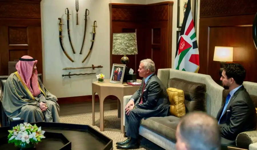 مدار الساعة,أخبار الأردن,اخبار الاردن,وزير الدفاع,وزير الداخلية,مازن الفراية,الملك عبدالله الثاني,الحسين بن عبدالله الثاني,ولي العهد,الشيخ مشعل الأحمد,الضفة الغربية,قصر الحسينية