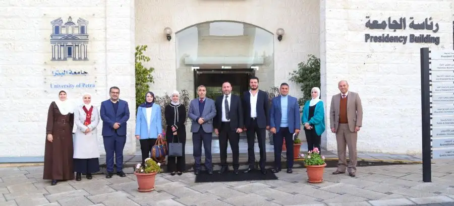مدار الساعة,أخبار الجامعات الأردنية,جامعة البترا