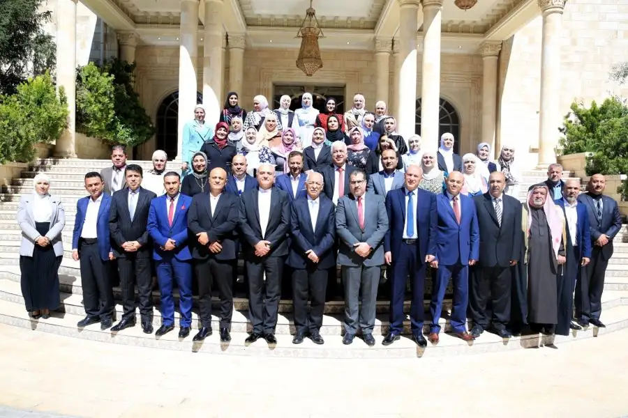 مدار الساعة,أخبار الجامعات الأردنية,الملك عبد الله الثاني,الملكة رانيا العبد الله,ولي العهد,الأمير الحسين بن عبد الله الثاني,الديوان الملكي الهاشمي,الديوان الملكي,جامعة البترا,عيد الفطر,قطاع غزة