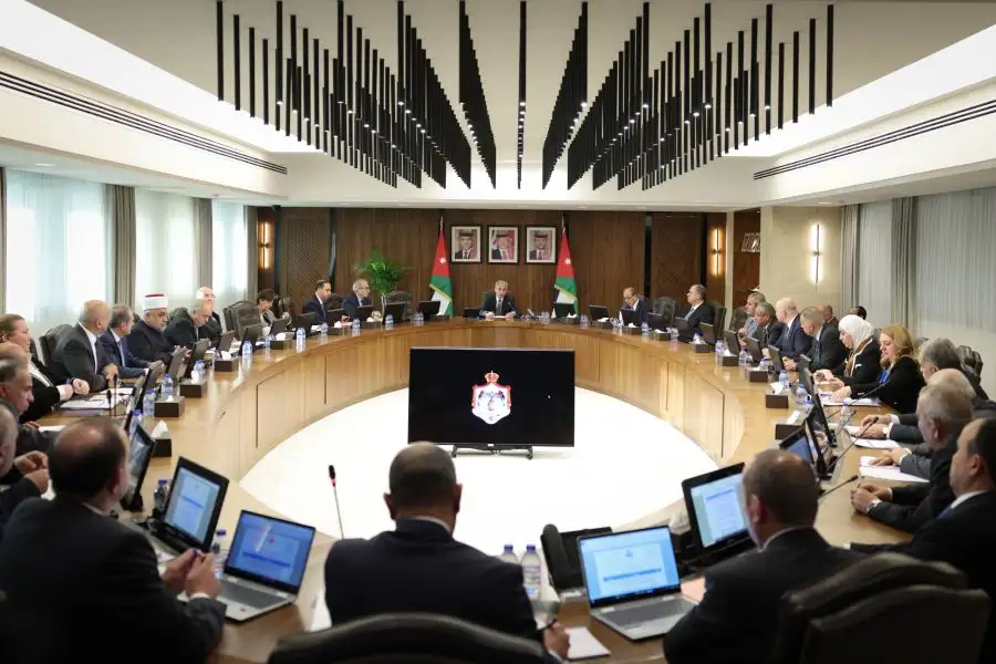 مدار الساعة,أخبار الأردن,اخبار الاردن,الدكتور جعفر حسان,رئيس الوزراء,وزارة السياحة والآثار,وزارة الزراعة,مؤسسة التدريب المهني,مؤسسة المواصفات والمقاييس,سلطة المياه,شركة الكهرباء الوطنية,وزارة السياحة,التدريب المهني,المواصفات والمقاييس,الأمم المتحدة