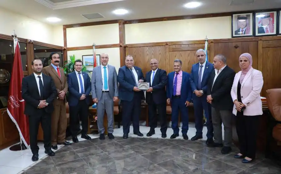 مدار الساعة,أخبار الأردن,اخبار الاردن,التدريب المهني,جامعة الزرقاء,نقيب الصحفيين