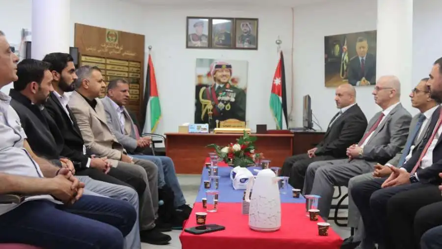 مدار الساعة,أخبار الأردن,اخبار الاردن,رئيس الوزراء,القوات المسلحة الأردنية,الملك عبد الله الثاني,ولي العهد,مستشفى النجاح,القوات المسلحة,المستشفى الميداني الأردني