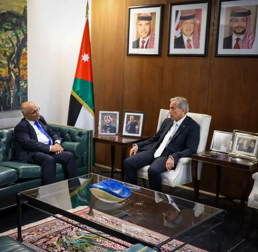 مدار الساعة,أخبار الأردن,اخبار الاردن,الدكتور جعفر حسان,وزير الاتصال الحكومي,رئيس الوزراء,محمد المومني,نقيب الصحفيين
