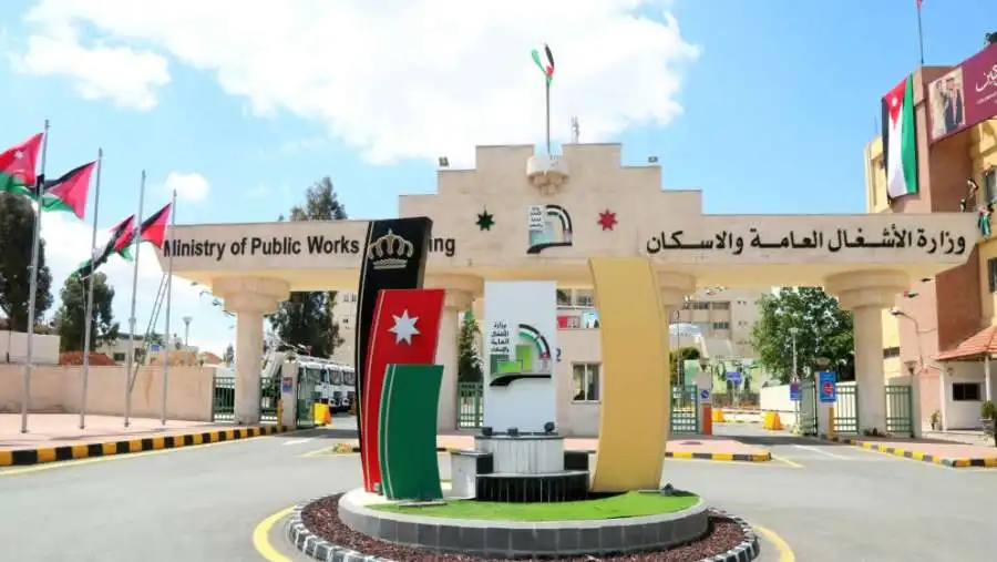 مدار الساعة,أخبار الأردن,اخبار الاردن,وزارة الأشغال العامة والإسكان,وزارة الأشغال,الأمن العام,إدارة السير,الدوريات الخارجية,البحر الميت