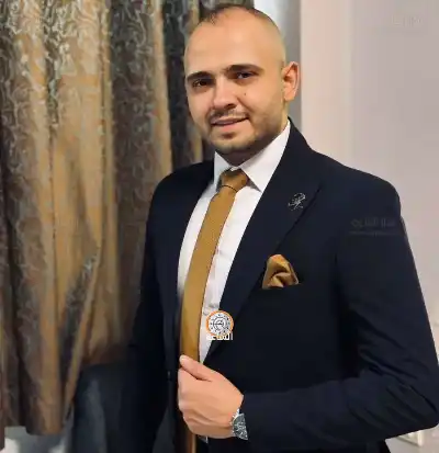 بهاء نيروخ..   يدخل القفص