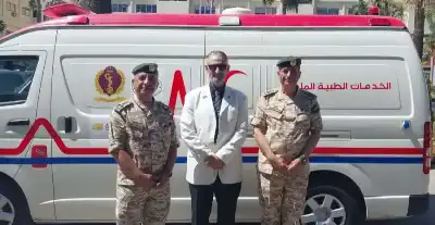 القوات المسلحة تتسلم سيارات من منظمة