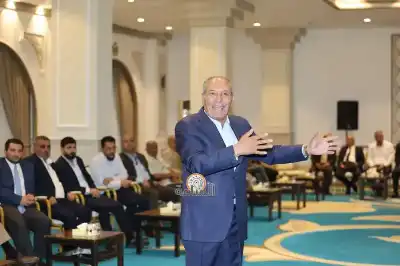 النائب الصقور يستقبل المعزين بوفاة نجله