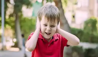 ملايين يعيشون مع التوحد دون تشخيص..