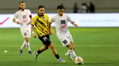 الرمثا يحافظ على صدارة الدوري الأردني