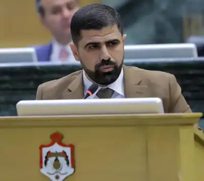 النيابة العامة تستدعي أشخاصا بينهم النائب