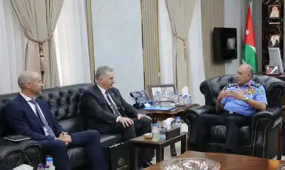 مدير الأمن العام يلتقي السفير الأسترالي