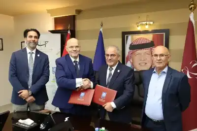 اتفاقية تعاون بين عمّان الأهلية والأكاديمية
