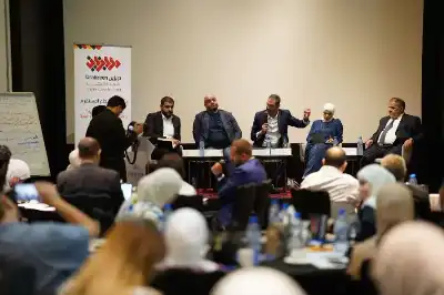 مناظرة لأحزاب وناشطين أردنيين (صور)