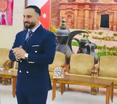 العبادي يبارك للعرابي بالخطوبة