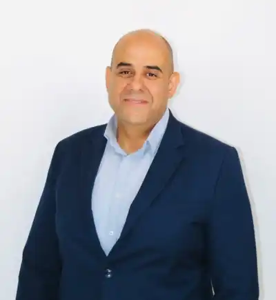 الطيب يهنئ عماد أبو حلتم بتعيينه