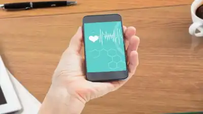 إطلاق تطبيق المساعد الافتراضي شهم لمرضى