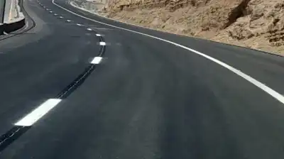 الأشغال تعيد فتح طريق النقب -