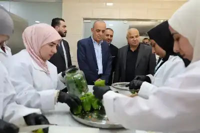 وزيرا العمل والسياحة يزوران معهد تدريب