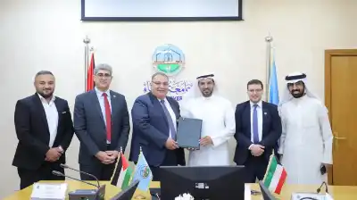 جامعة الزرقاء تفتتح استديو البودكاست في