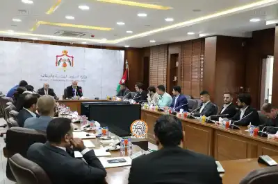 وزير الشؤون السياسية: الشباب درع الوطن