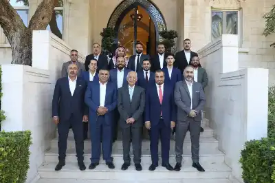 أبناء عشيرة الغنيمات في الديوان الملكي..