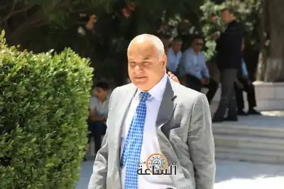 البكار يوجه بدراسة إجراءات مديريتي العاملين