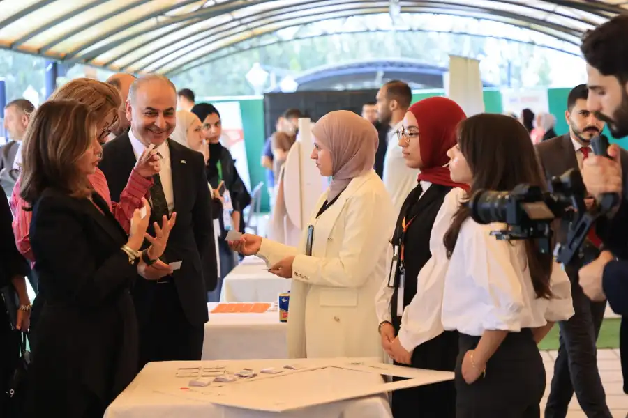 مدار الساعة,أخبار الجامعات الأردنية,الأميرة دانا فراس,وزارة البيئة,جامعة الشرق الأوسط,التنمية المستدامة