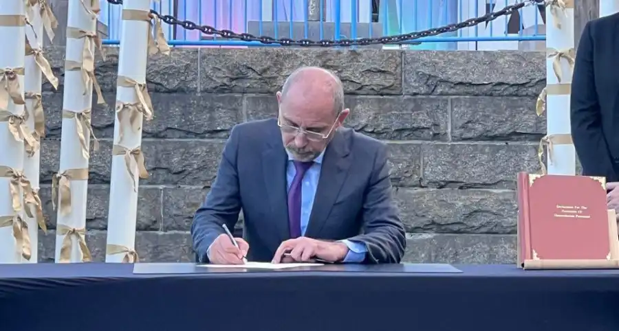 مدار الساعة,أخبار عربية ودولية,نائب رئيس الوزراء,وزير الخارجية وشؤون المغتربين,رئيس الوزراء,أيمن الصفدي,المملكة الأردنية الهاشمية,الاتحاد الأوروبي,الأمم المتحدة,الضفة الغربية