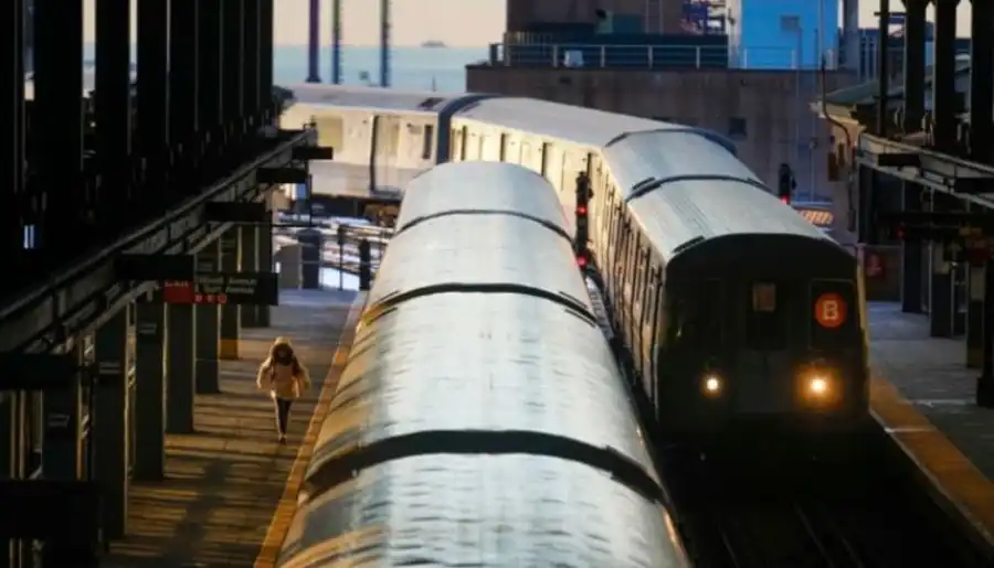 مدار الساعة,أخبار خفيفة ومنوعة,وسائل التواصل الاجتماعي