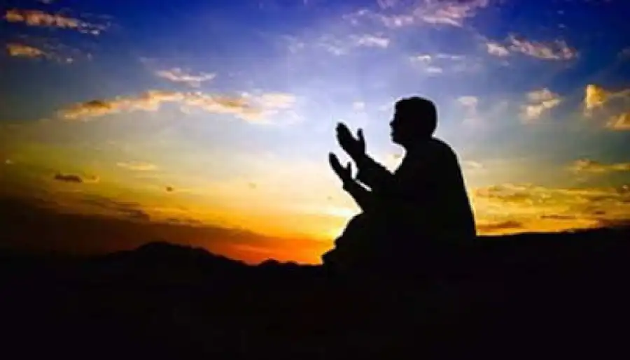 مدار الساعة,شؤون دينية