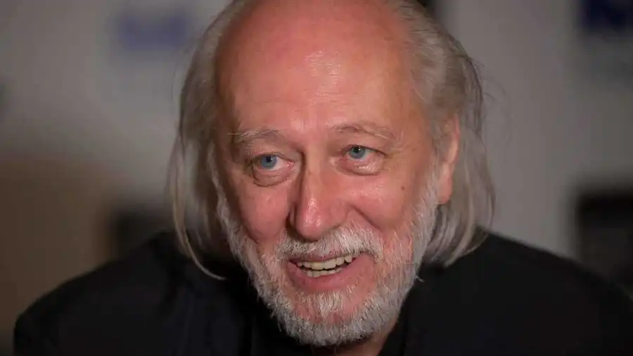 مدار الساعة,أخبار ثقافية