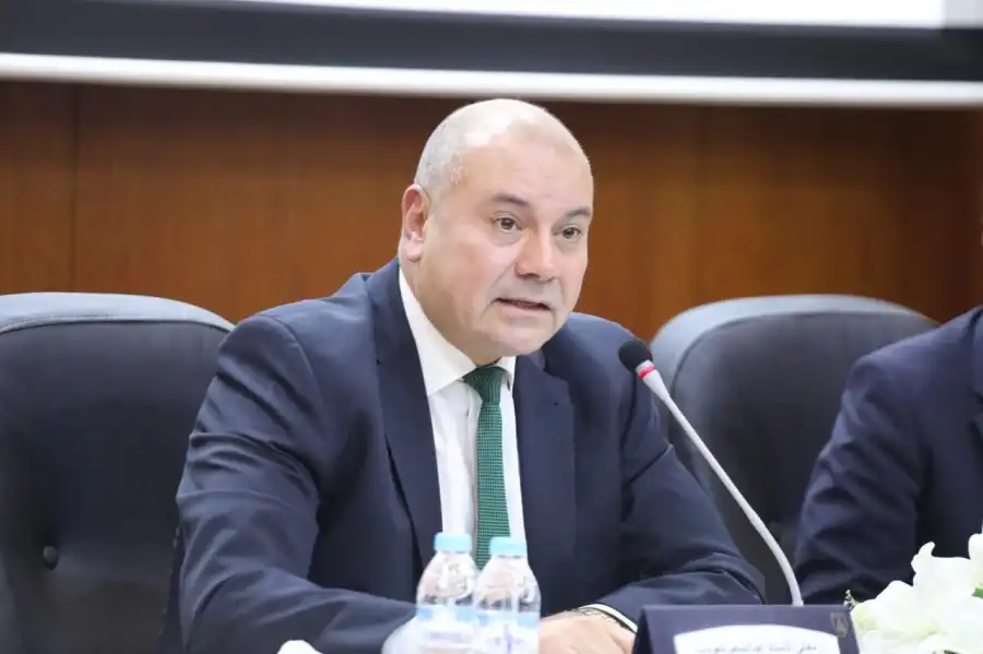 مدار الساعة,أخبار الجامعات الأردنية,وزير الشؤون السياسية والبرلمانية,عبدالمنعم العودات,الحسين بن عبدالله الثاني,الجامعة الأردنية