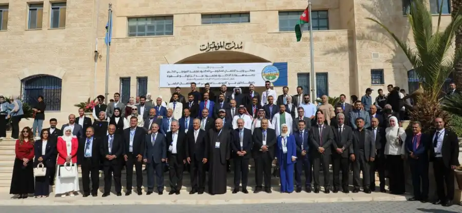 مدار الساعة,أخبار الجامعات الأردنية,وزير الاتصال الحكومي,محمد المومني,وكالة الأنباء الأردنية,جامعة الزرقاء,نقيب الصحفيين,الإمارات العربية المتحدة,المملكة العربية السعودية,وزارة الاتصال الحكومي,التنمية المستدامة