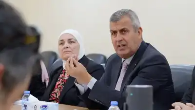 الخرابشة يترأس اجتماع مجلس الشراكة في