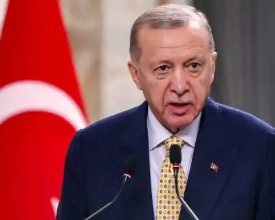 أردوغان: نستعد لإرسال منازل جاهزة إلى